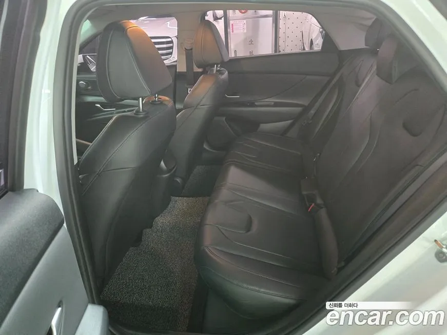 Hyundai AVANTE — фото 10