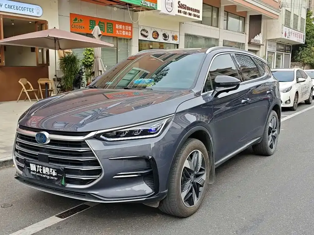 BYD Tang New Energy — фото 1