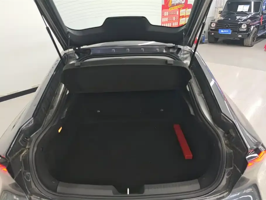 Changan UNI-V iDD 2023 из CN, фото 4