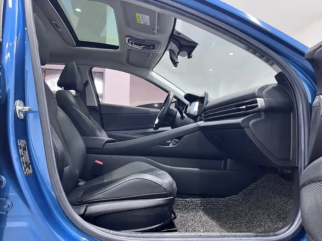 Hyundai Elantra 2021 из CN, фото 8