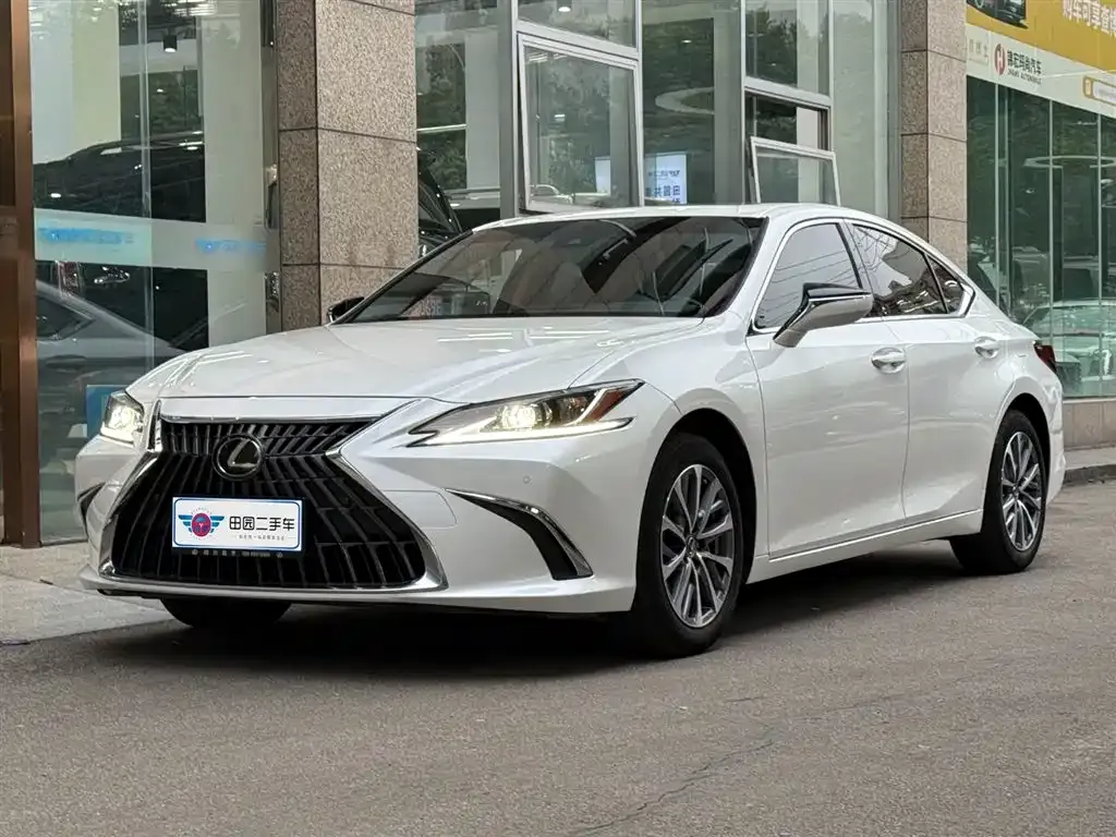 Lexus ES 2024 из CN, фото 1