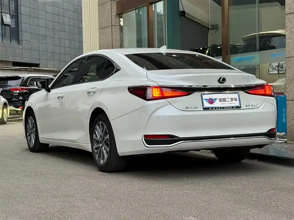 Lexus ES 2024 из CN, фото 4