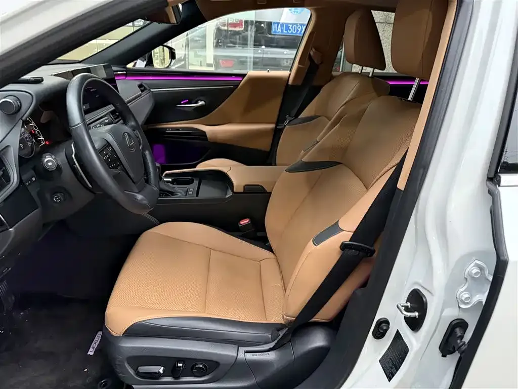 Lexus ES 2024 из CN, фото 8