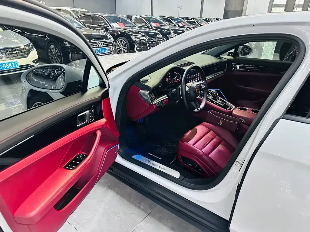Porsche Panamera 2023 из CN, фото 8