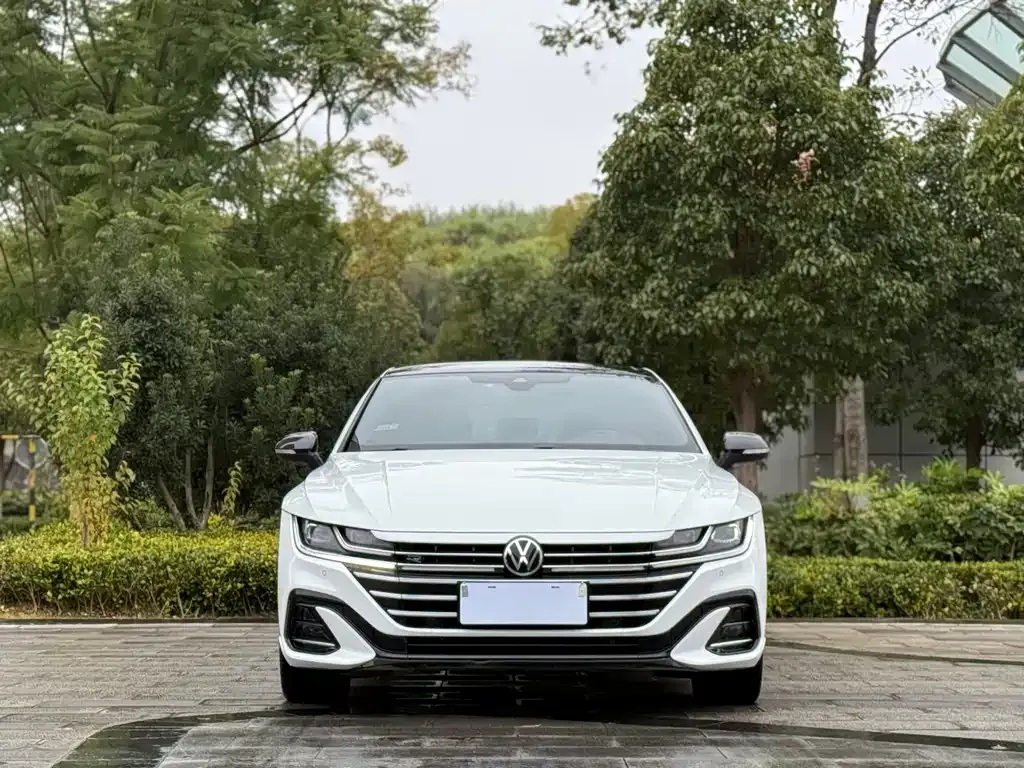 Volkswagen CC 2022 из CN, фото 2