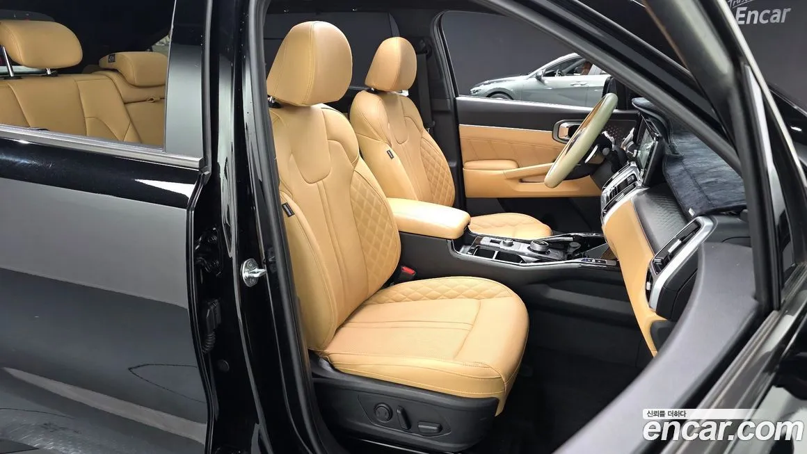 Kia Sorento — фото 10