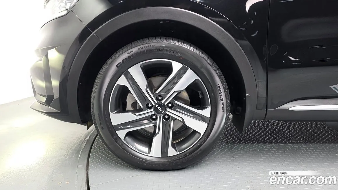 Kia Sorento — фото 5