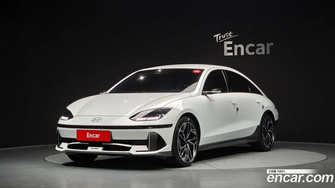 Hyundai Ioniq6 — фото 1