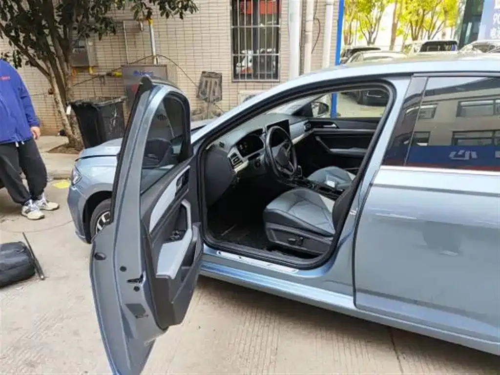 Volkswagen Lavida 2022 из CN, фото 5