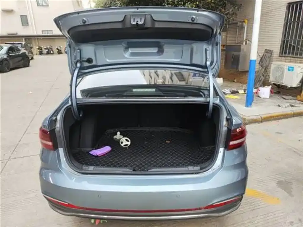 Volkswagen Lavida 2022 из CN, фото 9