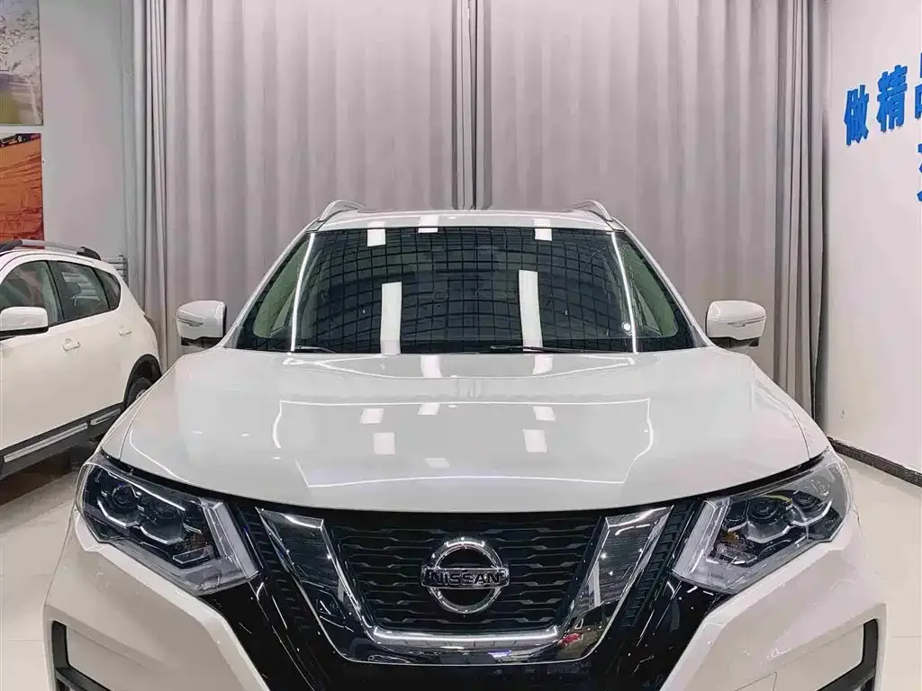 Nissan X-Trail — фото 2