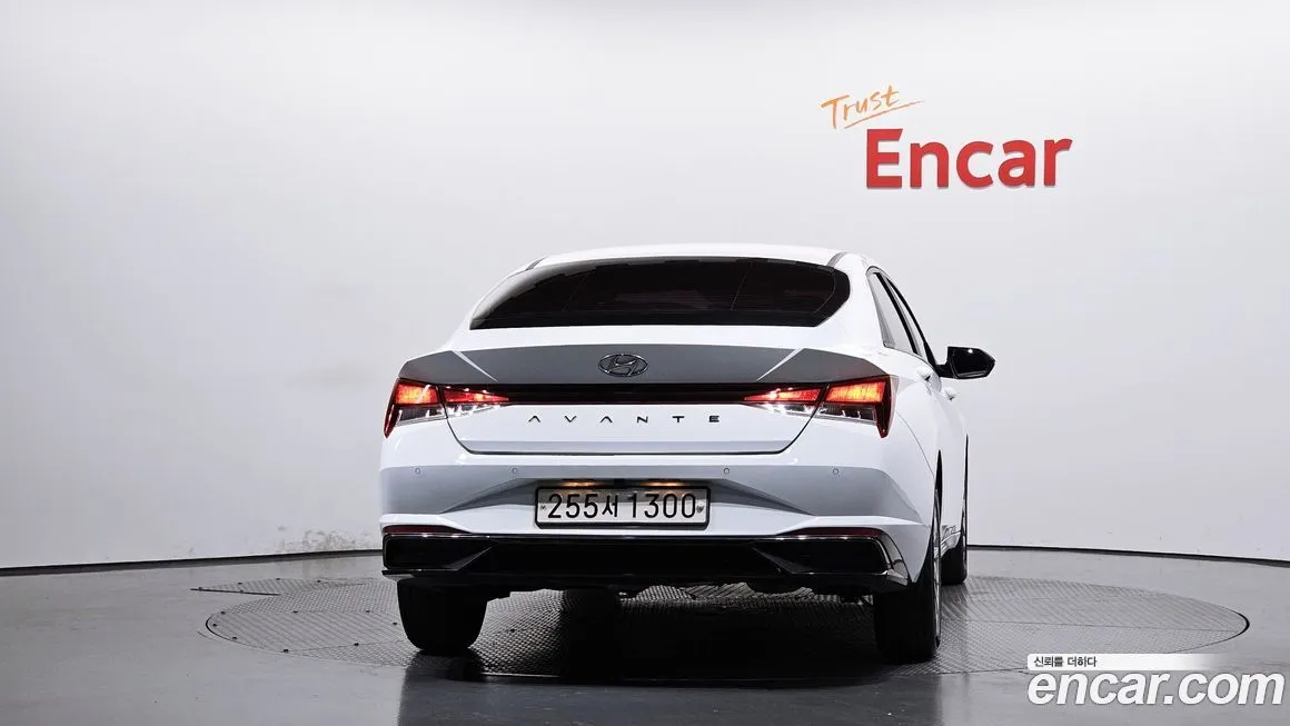 Hyundai AVANTE — фото 4