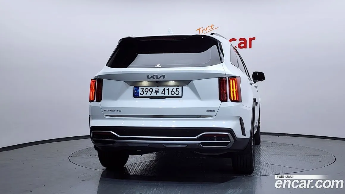 Kia Sorento — фото 4