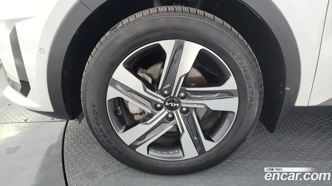 Kia Sorento — фото 5