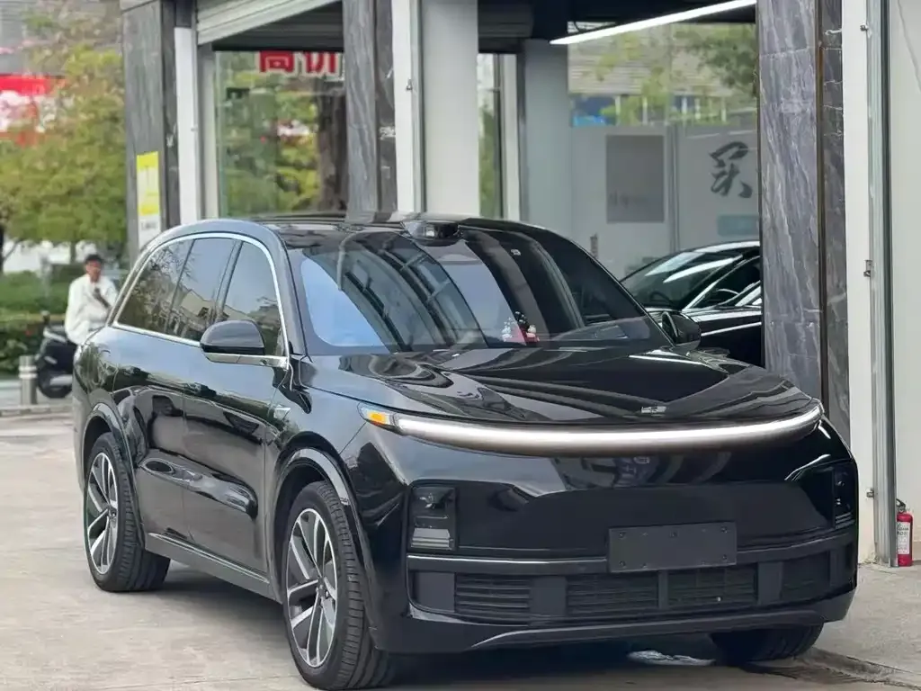 Li Auto L8 2024 из CN, фото 3