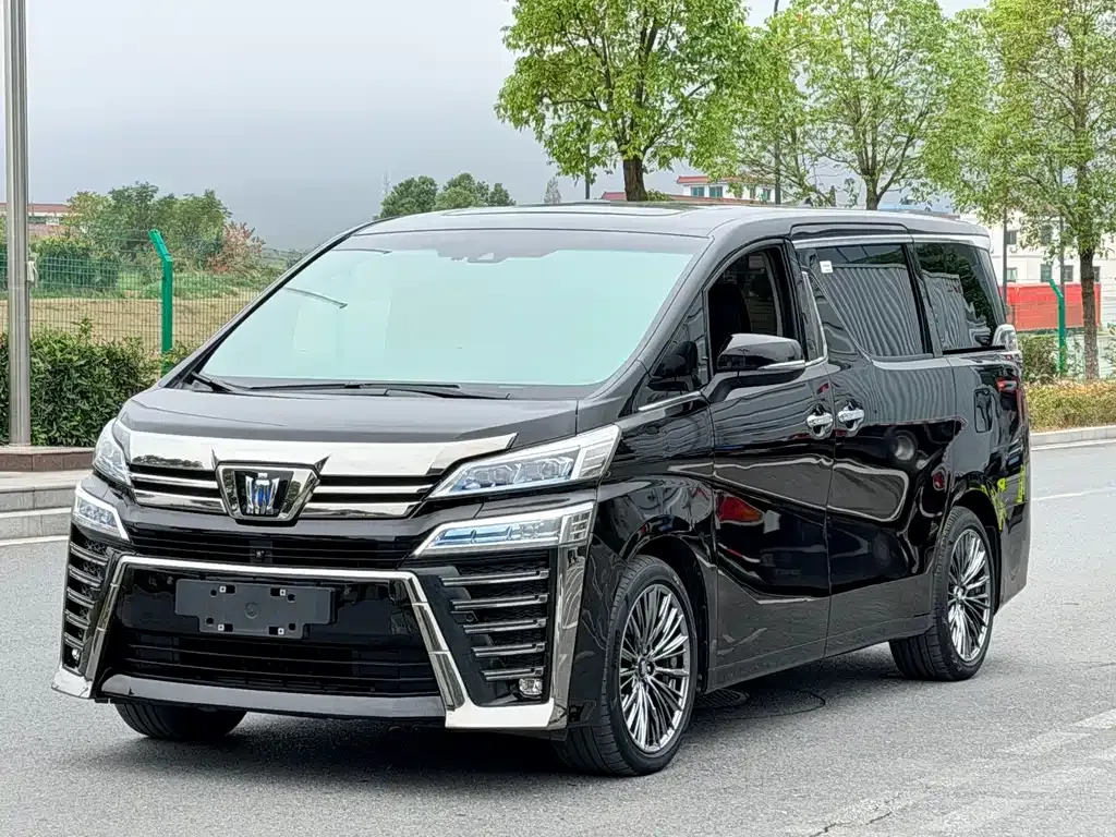 Toyota Vellfire 2021 из CN, фото 1
