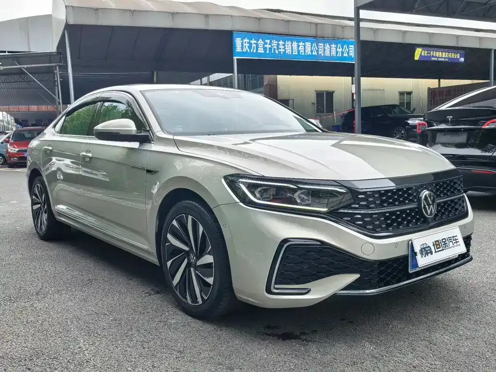 Volkswagen Passat 2021 из CN, фото 2