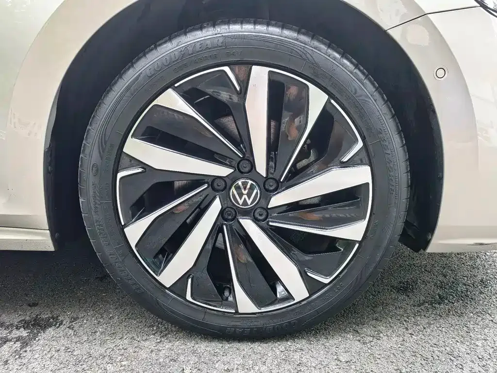 Volkswagen Passat 2021 из CN, фото 4