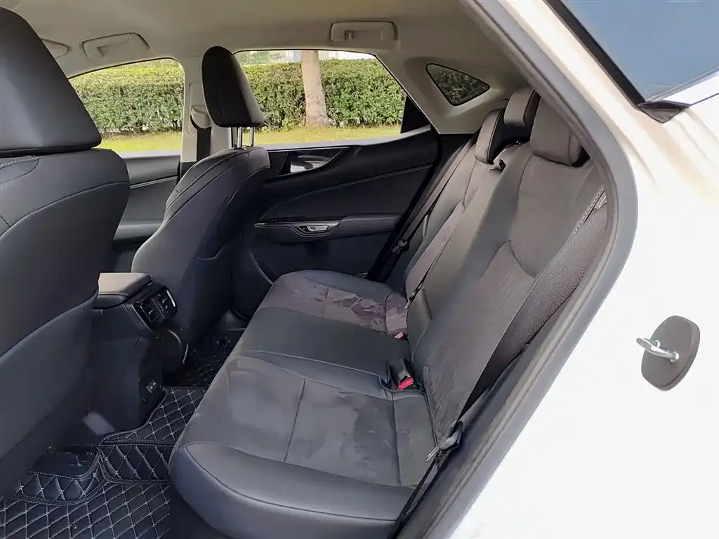 Lexus NX 2023 из CN, фото 8