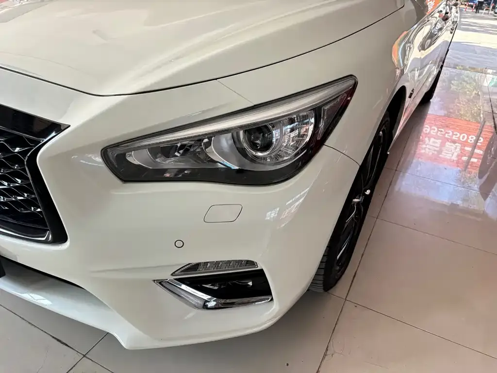 Infiniti Q50L 2021 из CN, фото 2