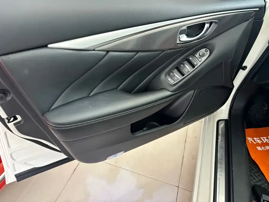 Infiniti Q50L 2021 из CN, фото 5