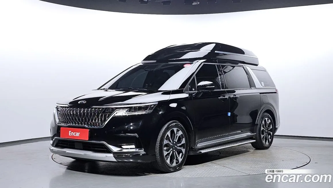 Kia Carnival — фото 1