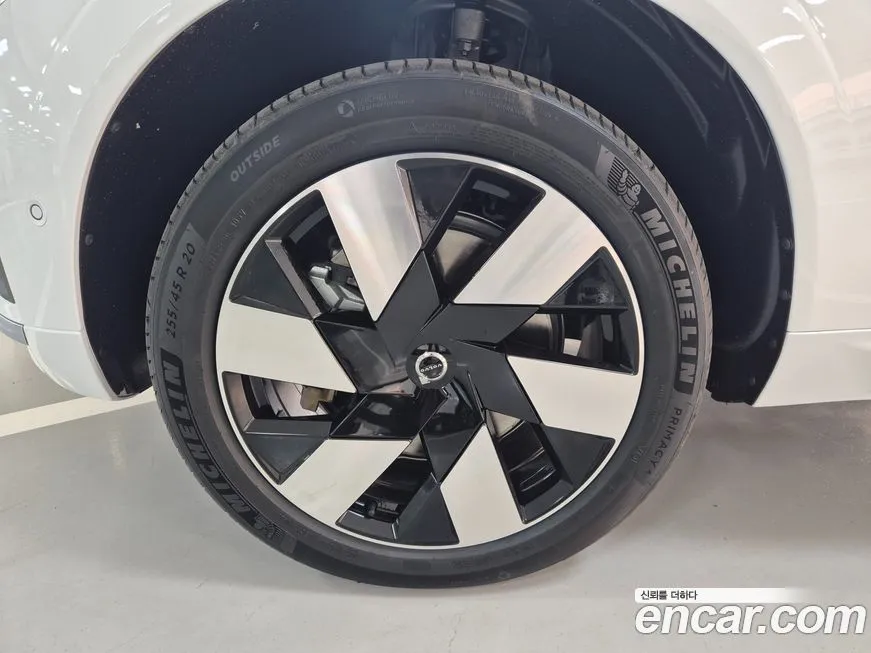 Volvo XC60 2025 из KR, фото 5
