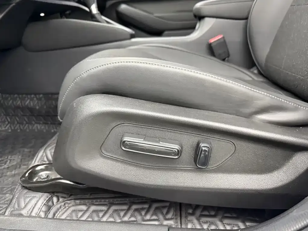 Honda Vezel 2023 из CN, фото 8