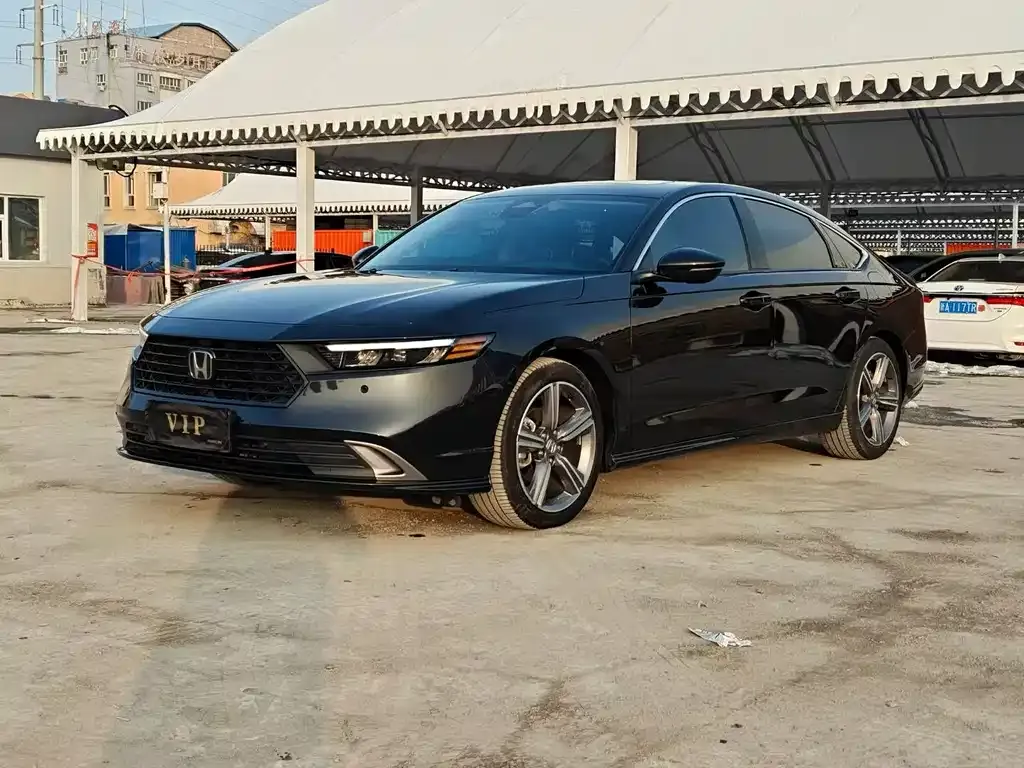 Honda Accord — фото 3