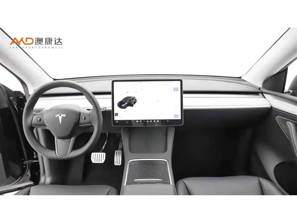 Tesla Model Y — фото 5