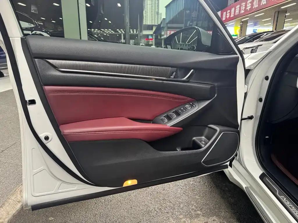 Honda Inspire 2022 из CN, фото 7