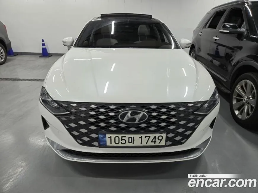 Hyundai Grandeur — фото 1