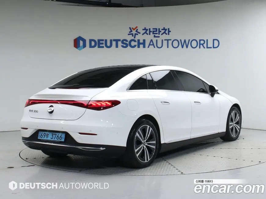Mercedes-Benz EQE 2023 из KR, фото 2