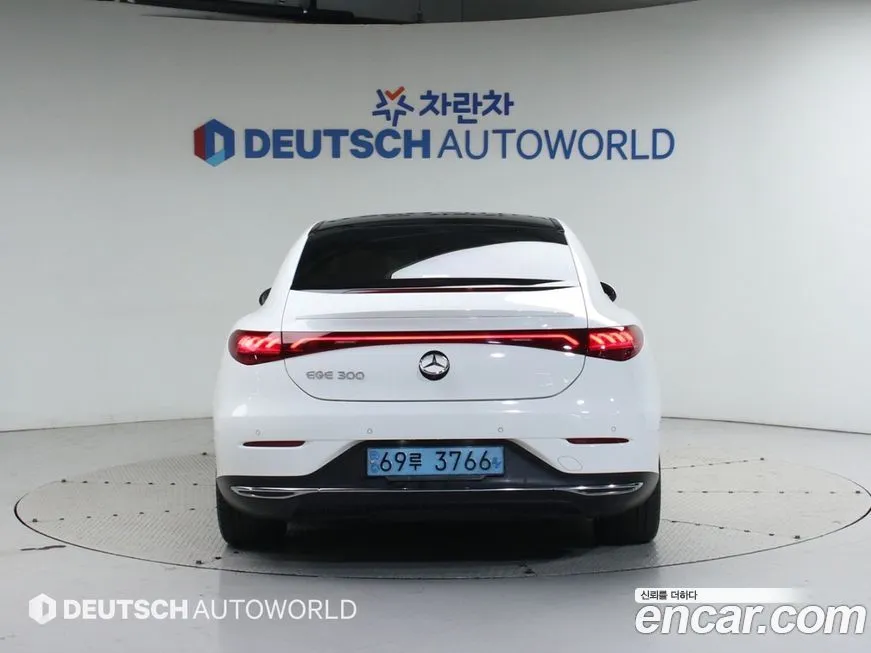 Mercedes-Benz EQE 2023 из KR, фото 4