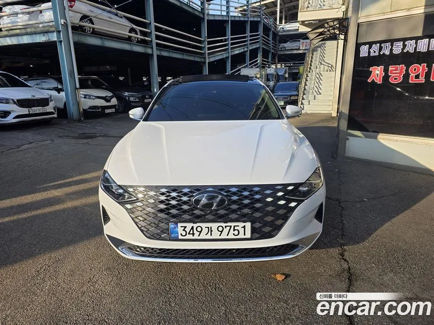 Hyundai Grandeur — фото 1