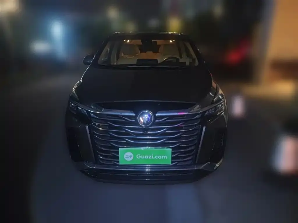 Buick GL8 2023 из CN, фото 3