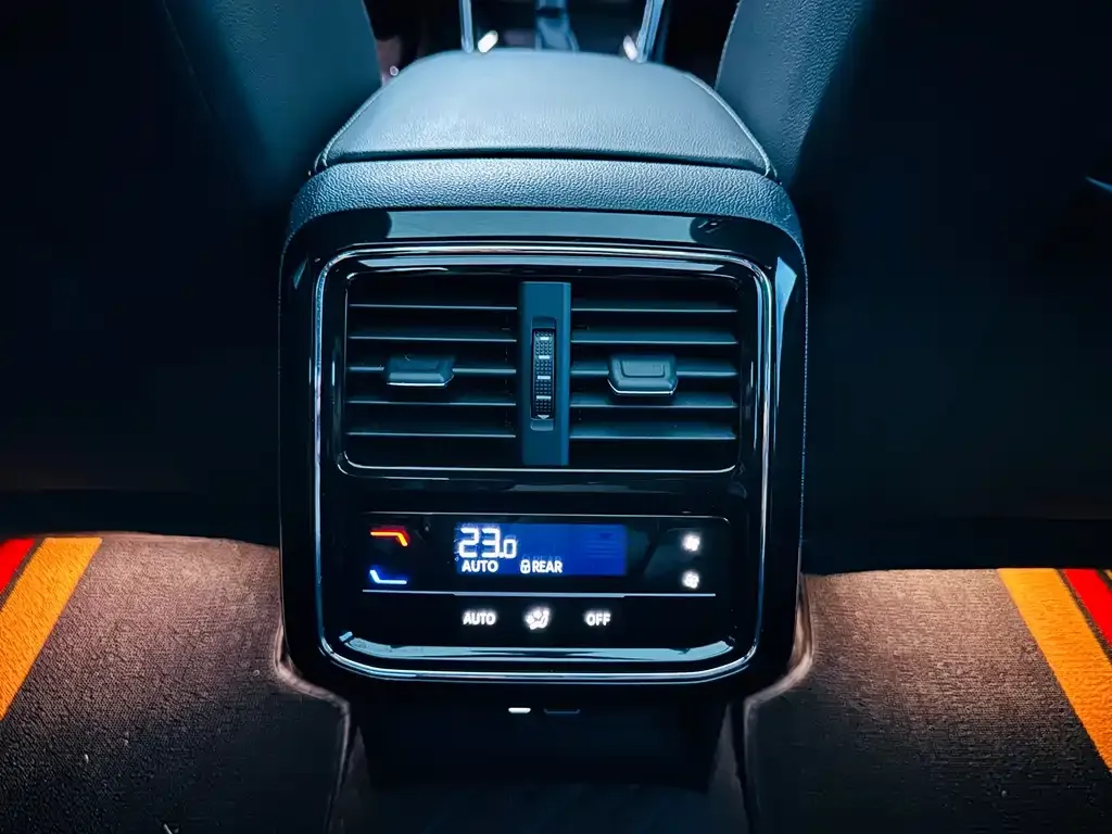 Volkswagen Passat — фото 7