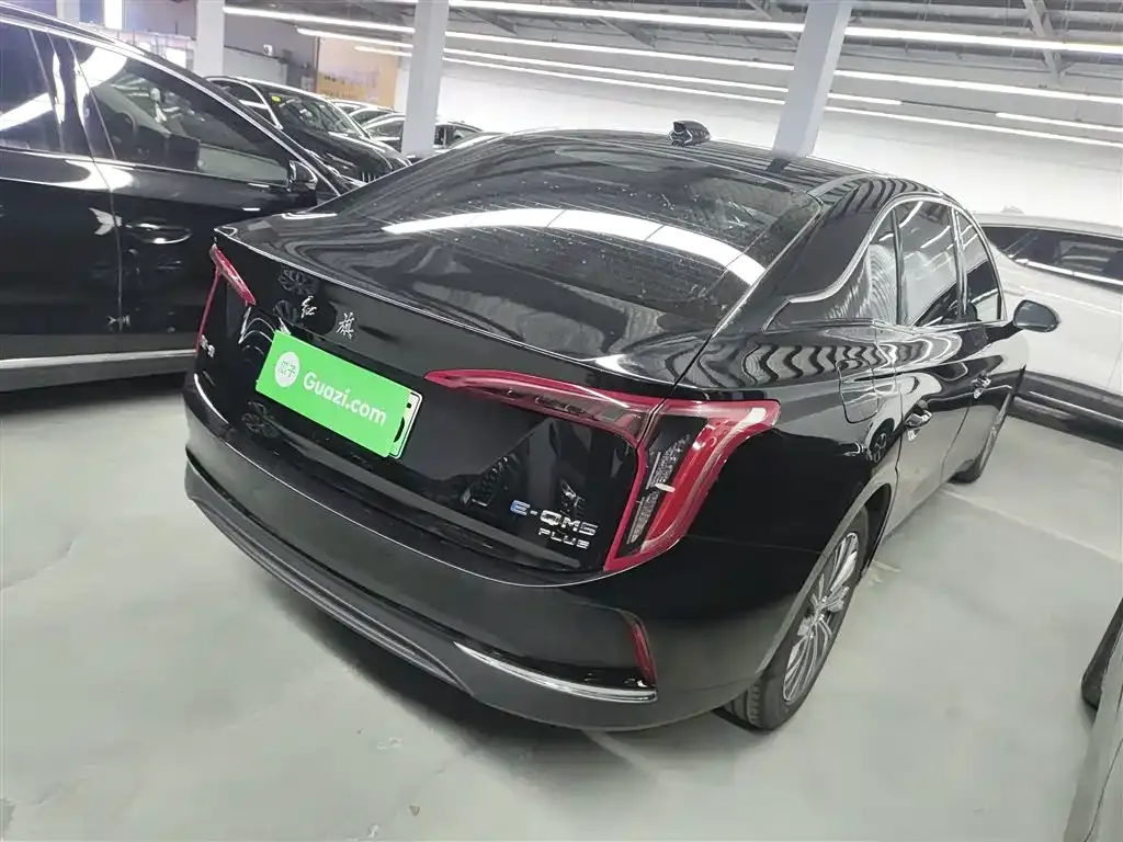 Hongqi E-QM5 — фото 7