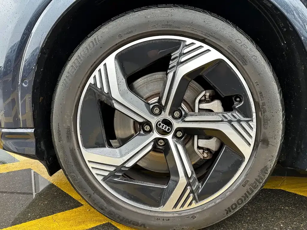 Audi Q4 e-tron 2023 из CN, фото 3