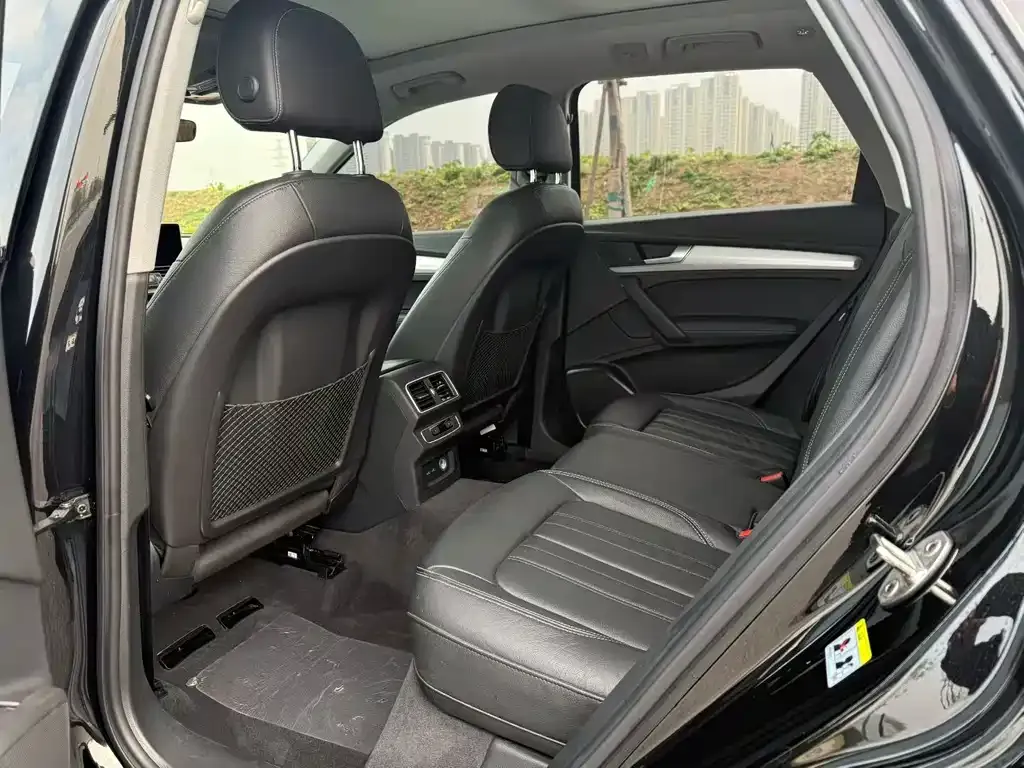 Audi Q5L 2021 из CN, фото 7