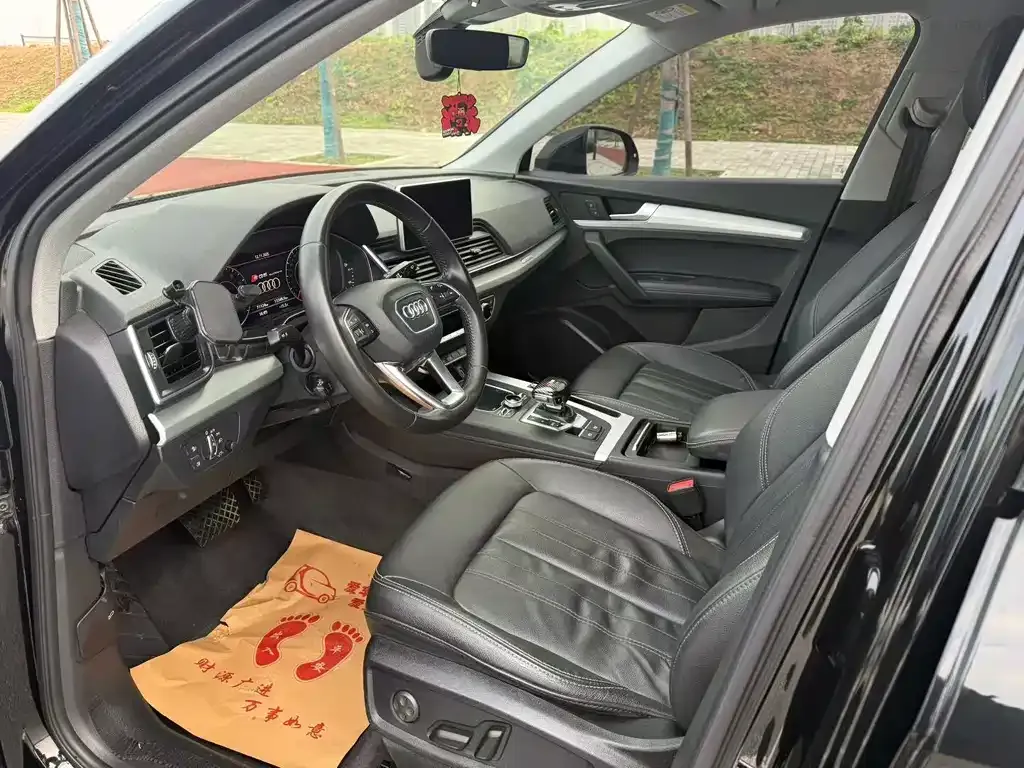 Audi Q5L 2021 из CN, фото 8