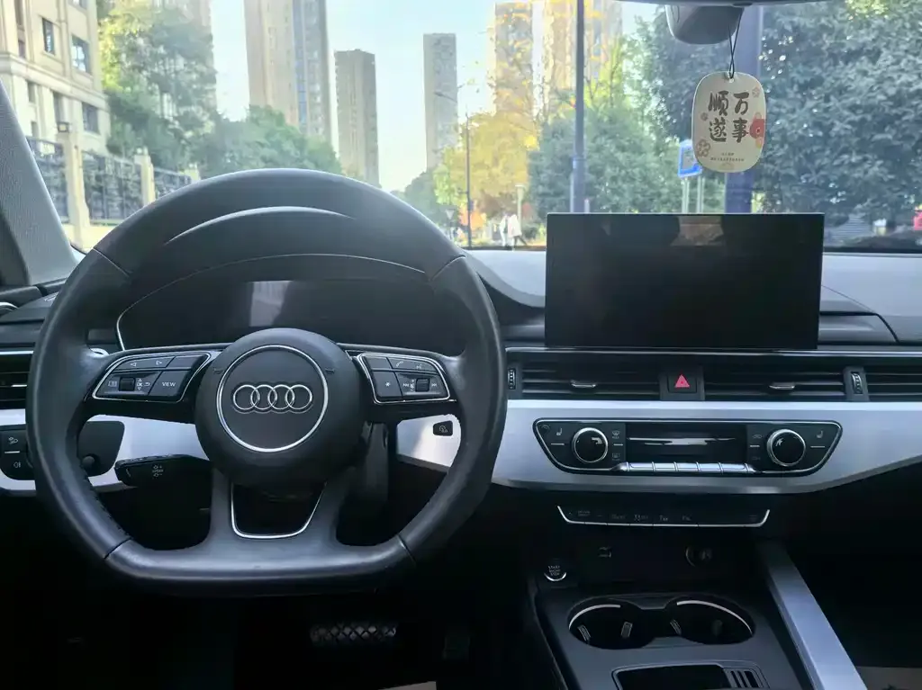 Audi A4L 2022 из CN, фото 7