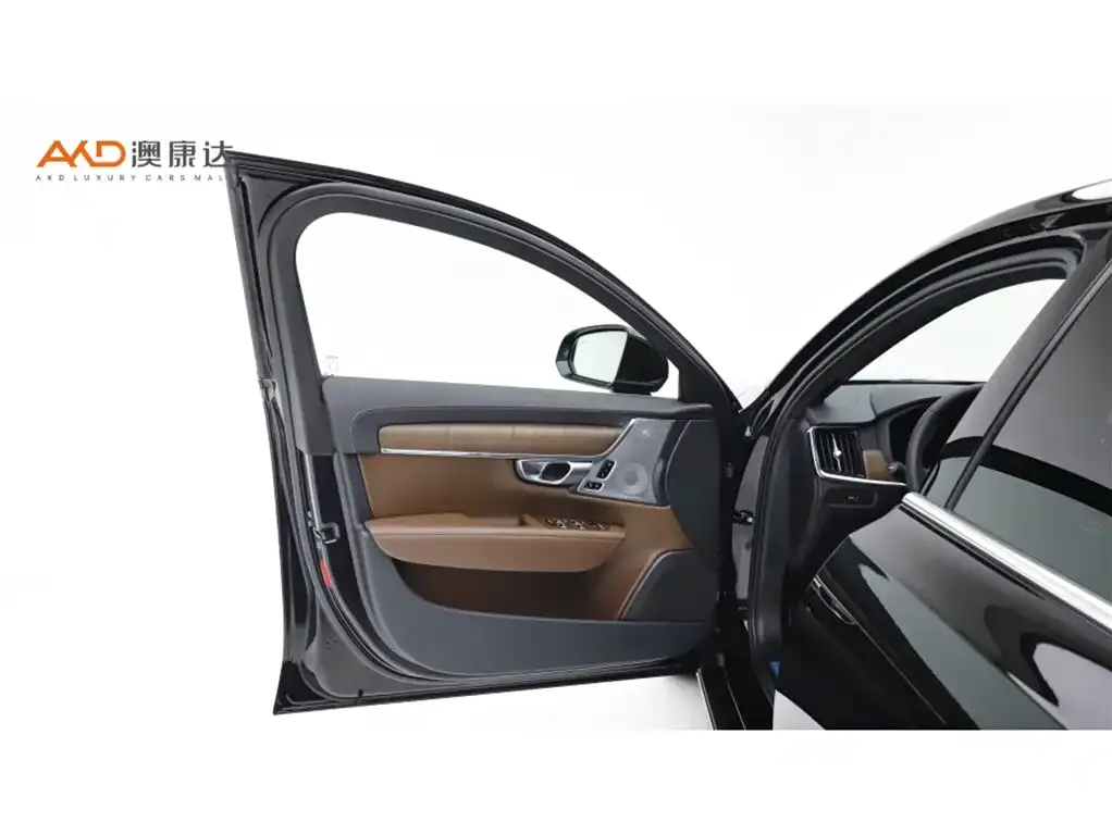 Volvo S90 — фото 10