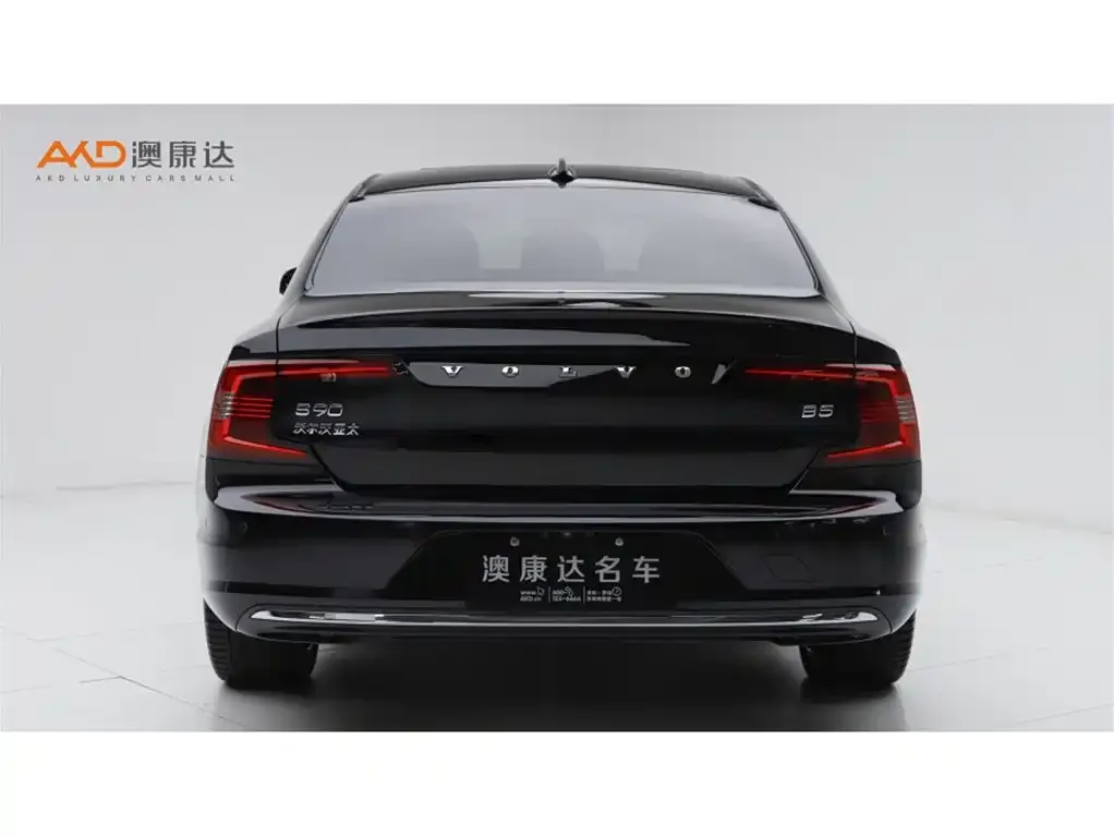 Volvo S90 — фото 4