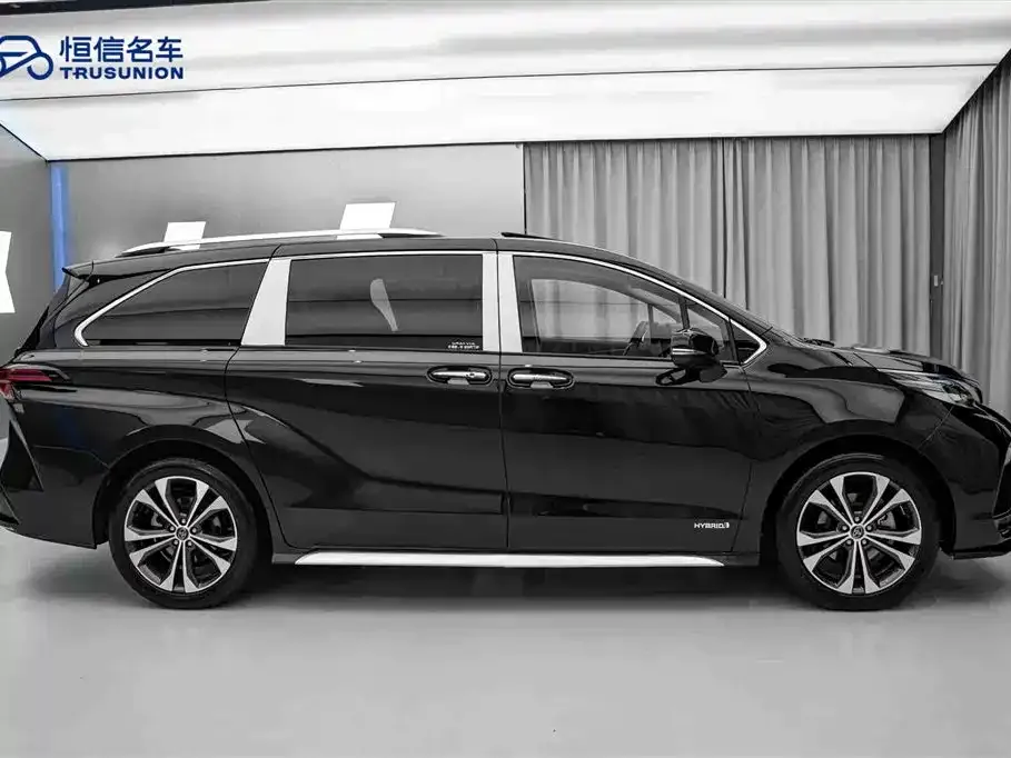 Toyota Granvia 2024 из CN, фото 4