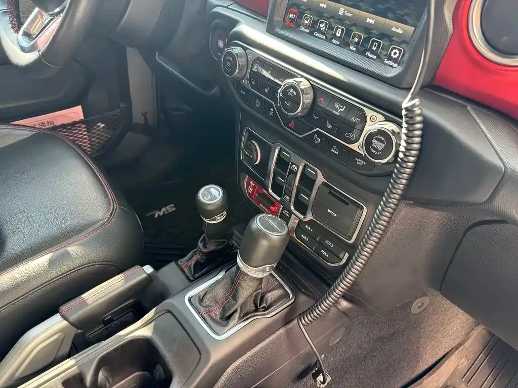Jeep Gladiator 2023 из CN, фото 7