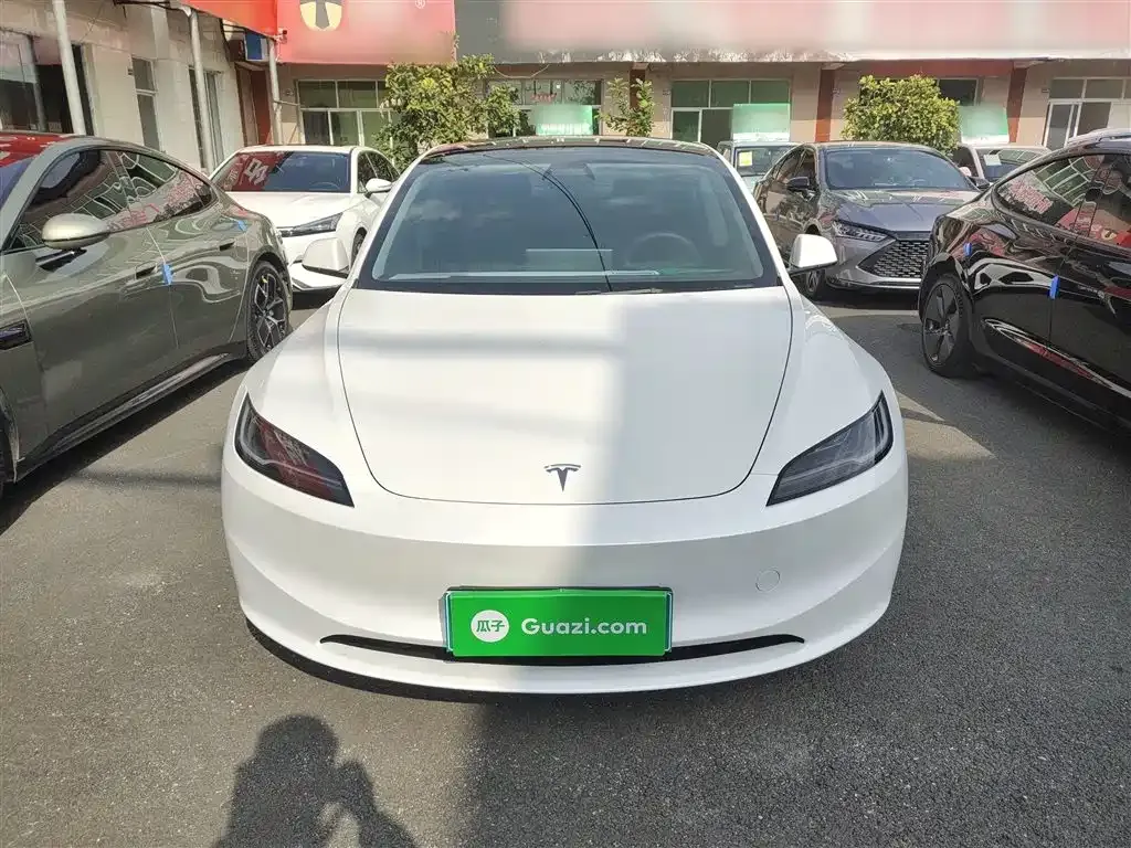 Tesla Model 3 2024 из CN, фото 3