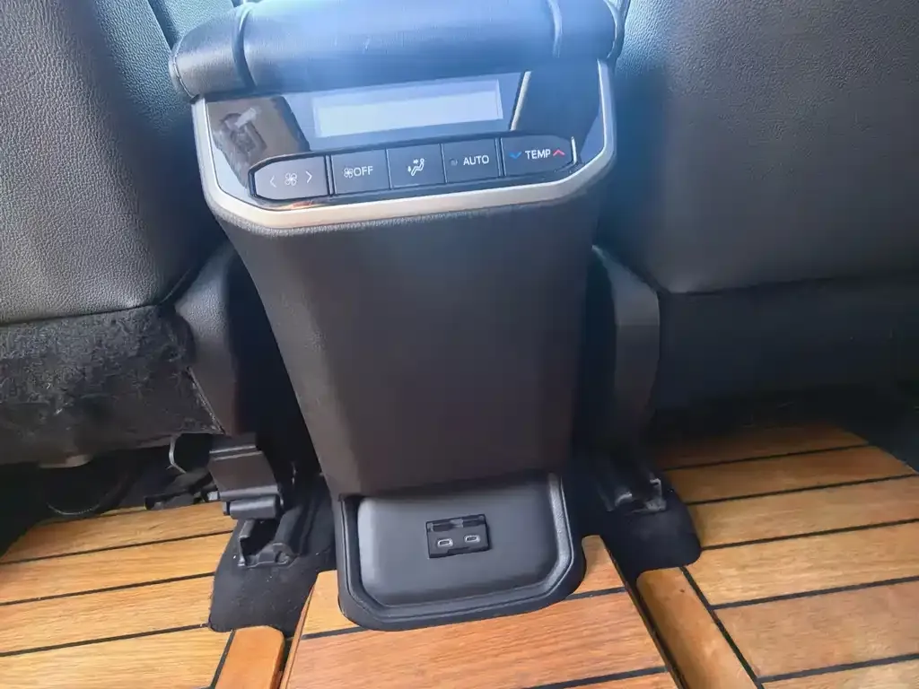 Toyota Highlander 2021 из CN, фото 10
