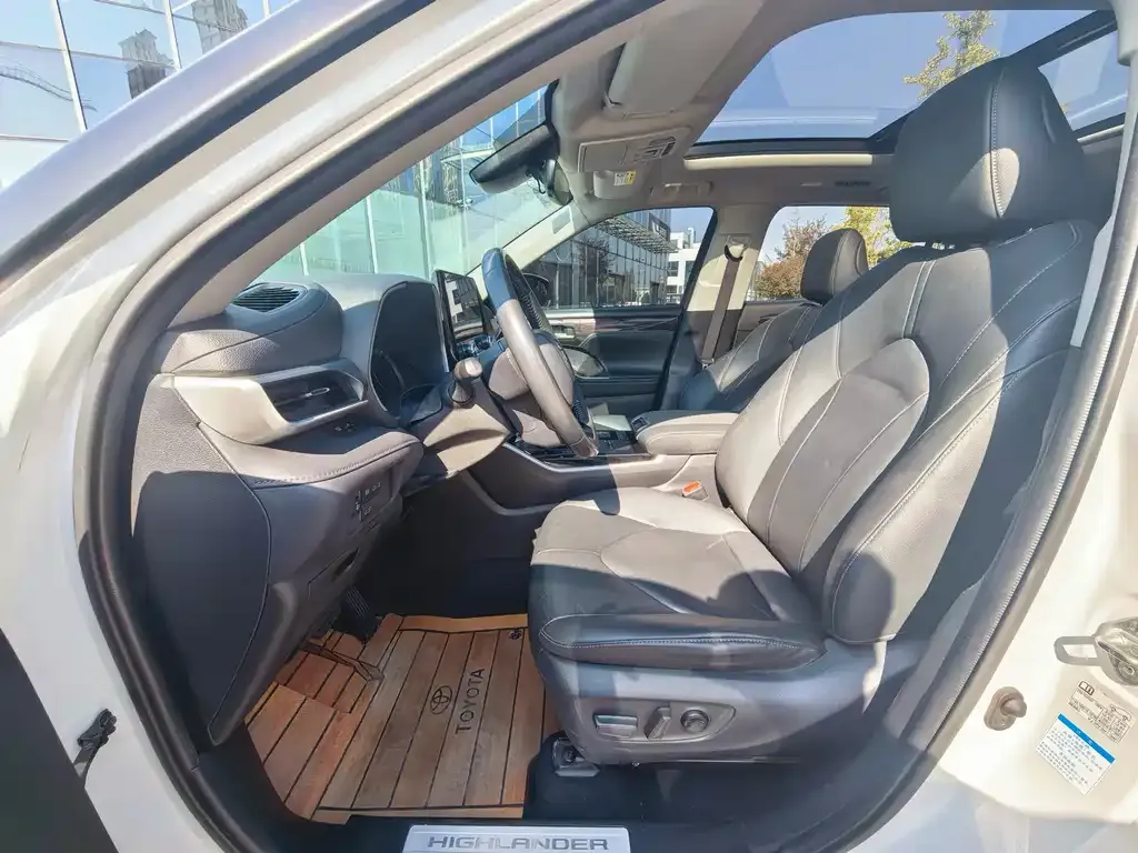 Toyota Highlander 2021 из CN, фото 5