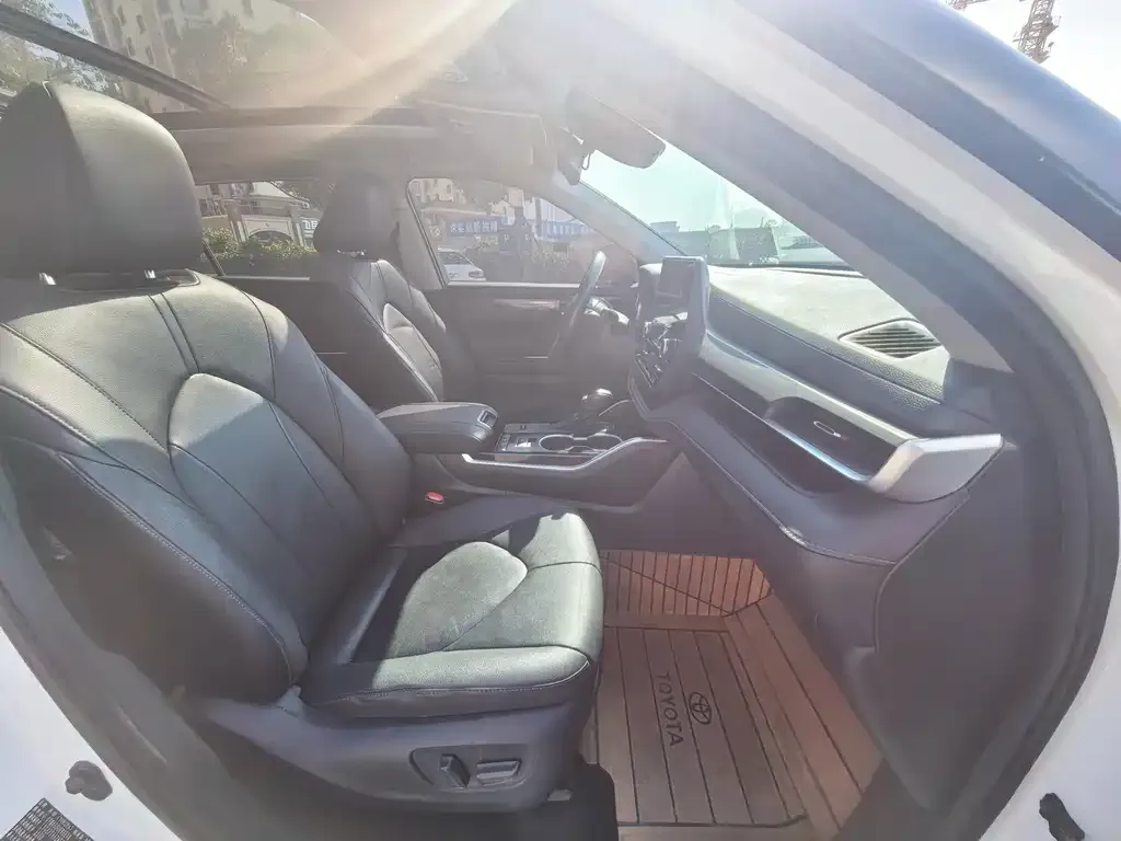 Toyota Highlander 2021 из CN, фото 6